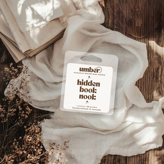 hidden book nook wax melt sample